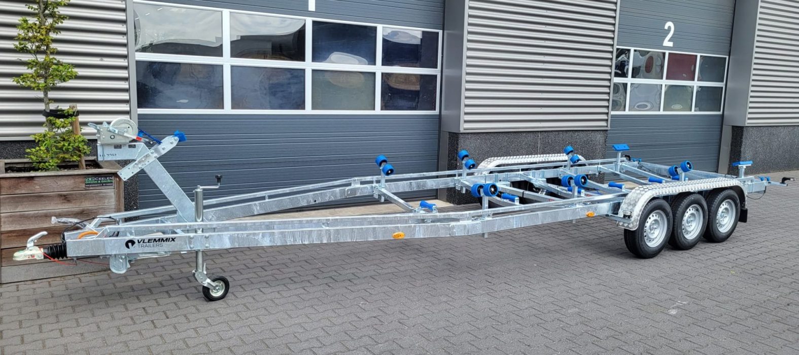 8.4M 3 as voor 1575x700