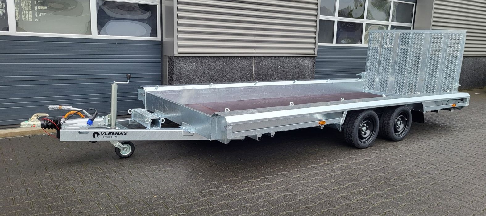 Machinetransporter 480x180 2as voor 1575x700