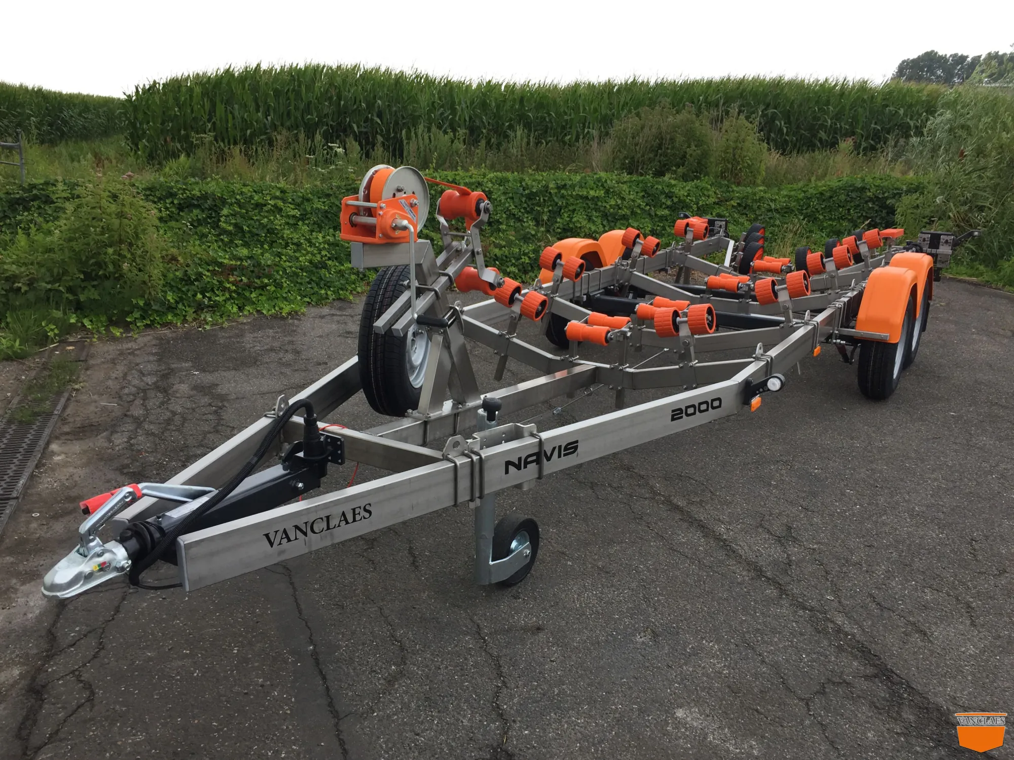 navis 2000 2as 600